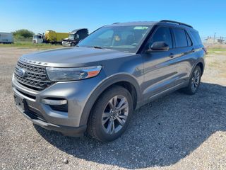 2022 Ford Explorer XLT - Exterior Front Left Corner Image